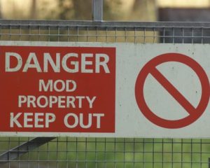 Tribunal Clears UK Firm of Racism in Decision to Reject Chinese Applicant Due to Security Risks