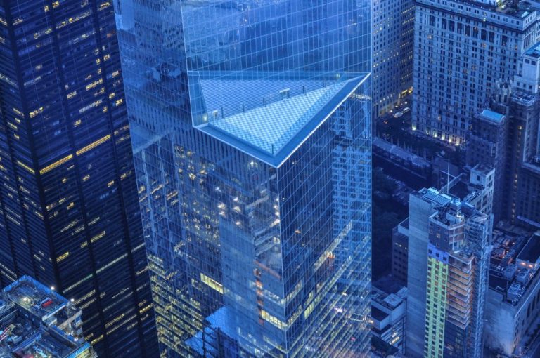 Transforming Finance: The Impact and Value of AI in Financial Services