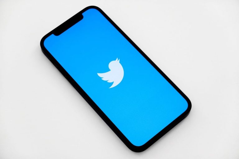Twitter Introduces Labels for Beneficial Bots on Its Platform